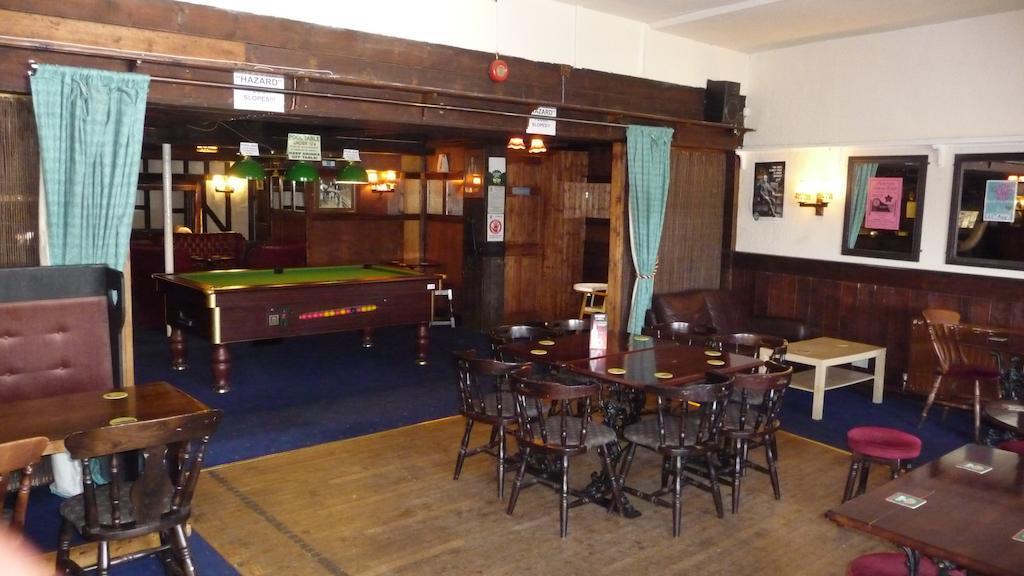 Kings Arms Hotel เพนริน ภายนอก รูปภาพ