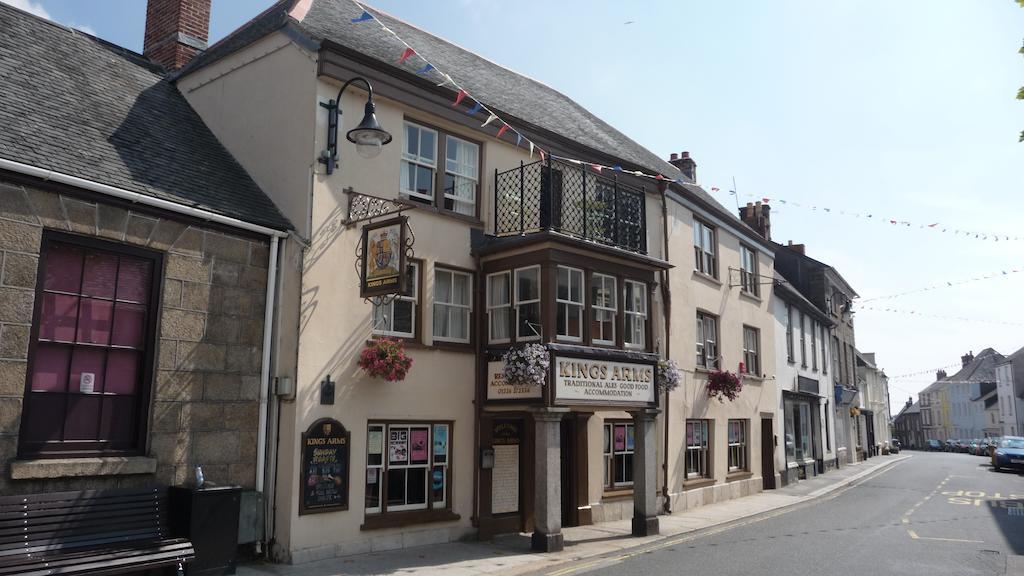 Kings Arms Hotel เพนริน ภายนอก รูปภาพ